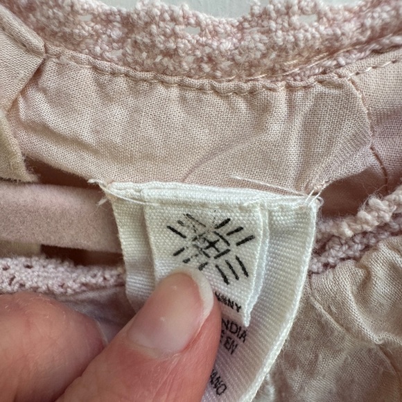 Artisan NY 3T Girls Pink Embellished Pleated Floral Formal Short Sleeve Blouse - Picture 4 of 9